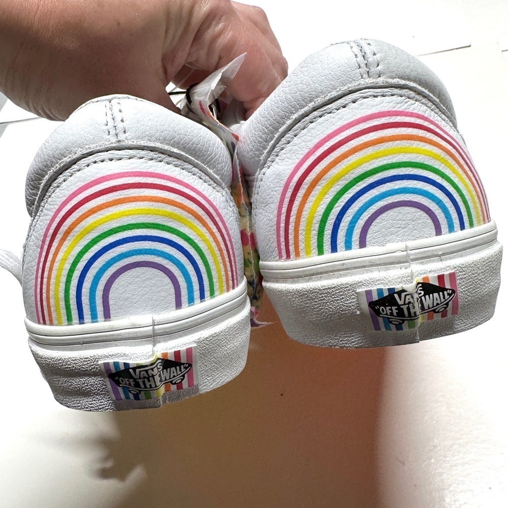 NEW* Vans x Flour Shop Collab Rainbow White Skater Sneakers Old Skool Men’s 10.5 - Picture 2 of 13